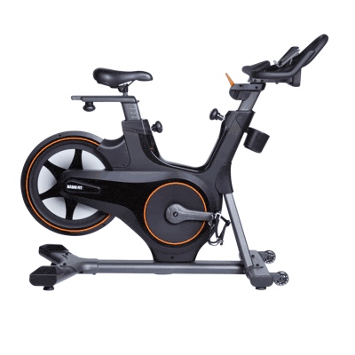 Packshot van een spinningfiets, gefotografeerd voor een 360°-weergave Packshot van een spinningfiets, gefotografeerd voor een 360°-weergave