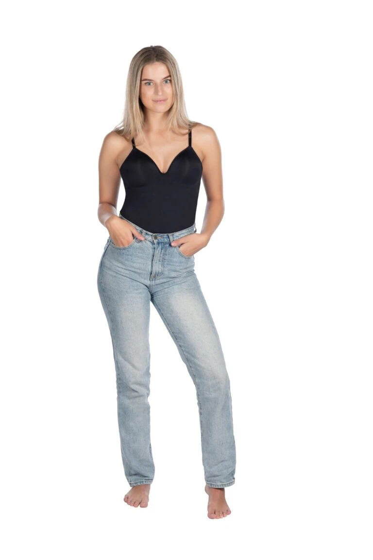 productfotografie-kleding-met-model37-scaled kledingfotografie met een model