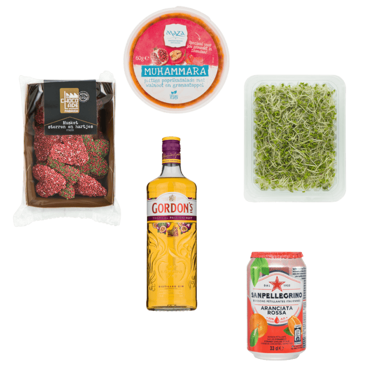 Verzameling packshots met hoemoes, vlees, gin, erwtenscheuten en frisdrank