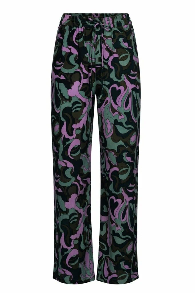 productfotografie-kleding-broek-5-e1704453938921 productfotografie-kleding-broek-5-e1704453938921